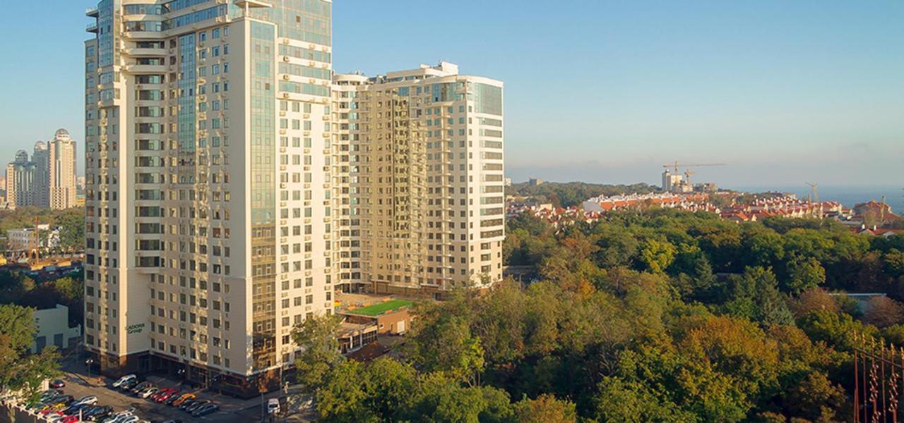 Prestige Plaza Apartments Odesa Exterior photo